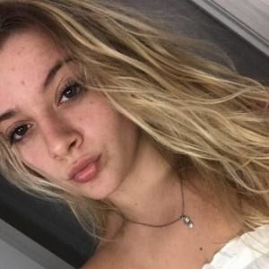 Meet your Posher, Arianna